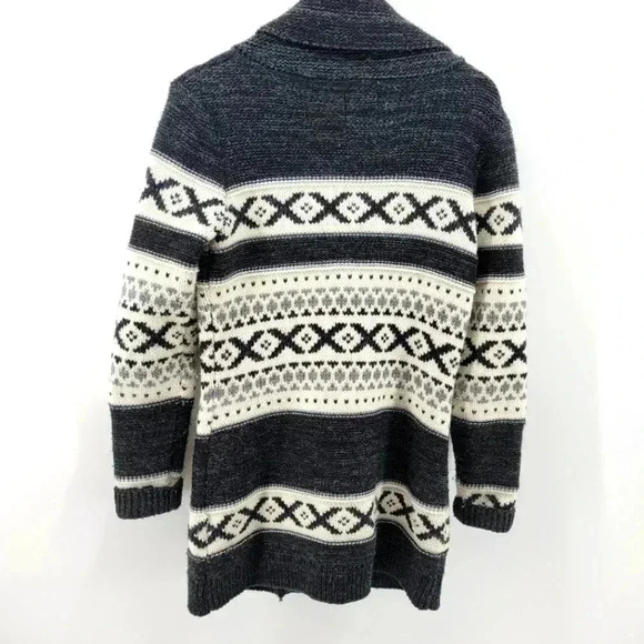 SANSARA - Picture 2 of 3